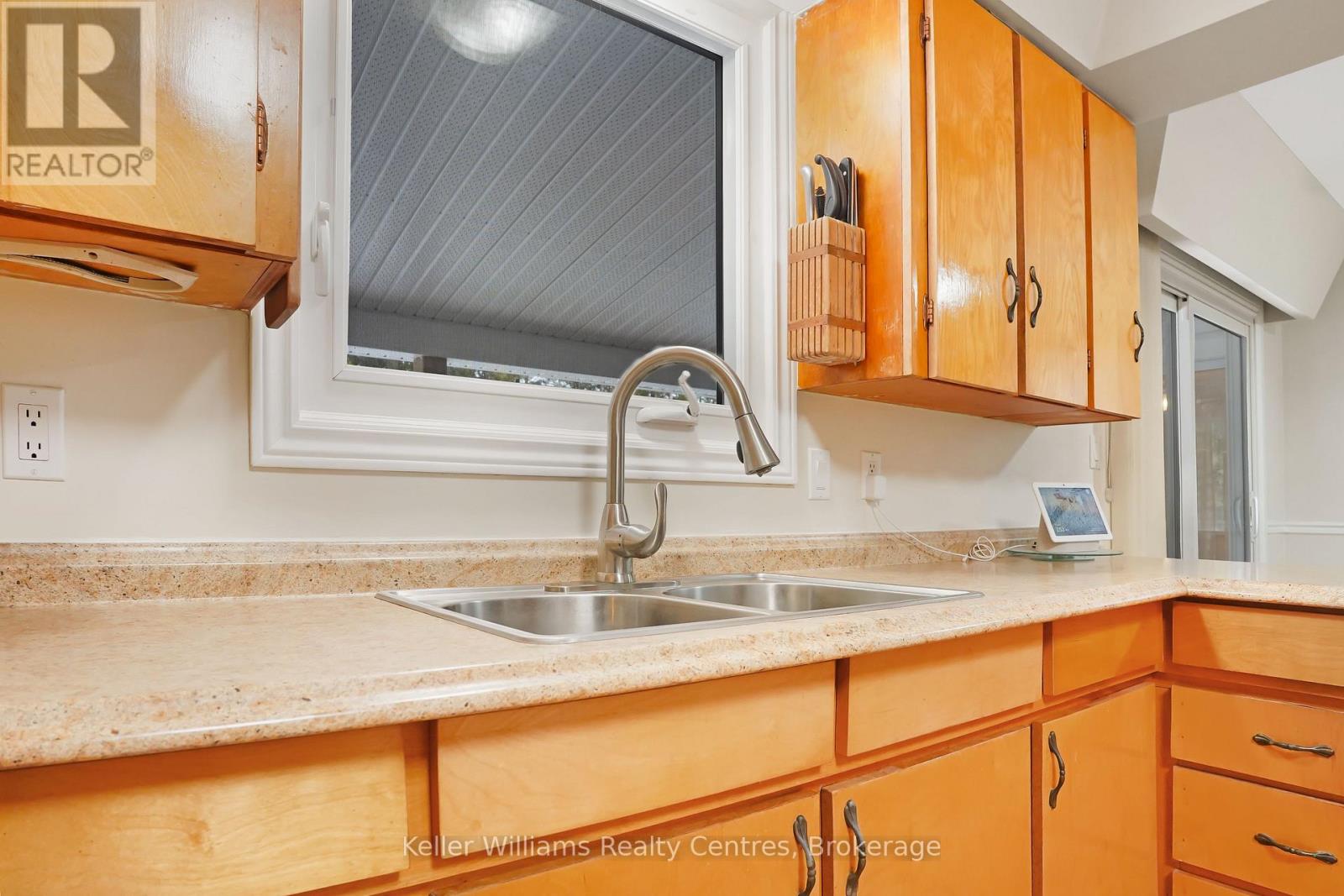 668 Pike Bay Road, Northern Bruce Peninsula, Ontario  N0H 2T0 - Photo 18 - X12967684