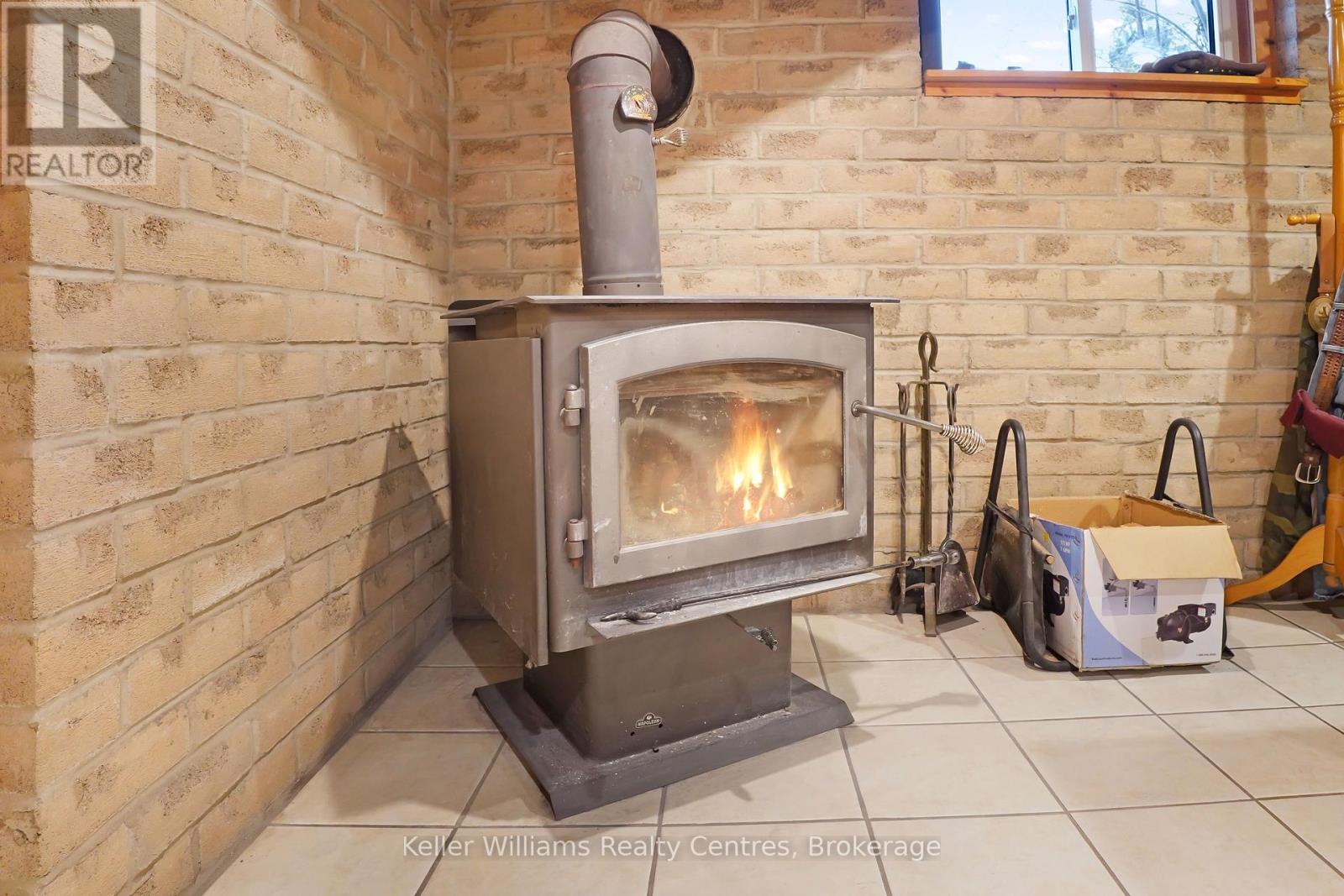 668 Pike Bay Road, Northern Bruce Peninsula, Ontario  N0H 2T0 - Photo 39 - X12967684