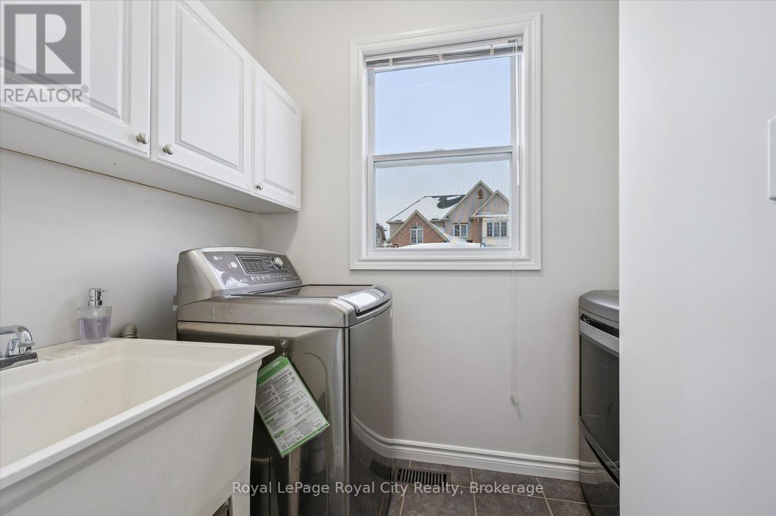 273 Carrington Drive, Guelph, Ontario  N1G 5H3 - Photo 6 - X12967770