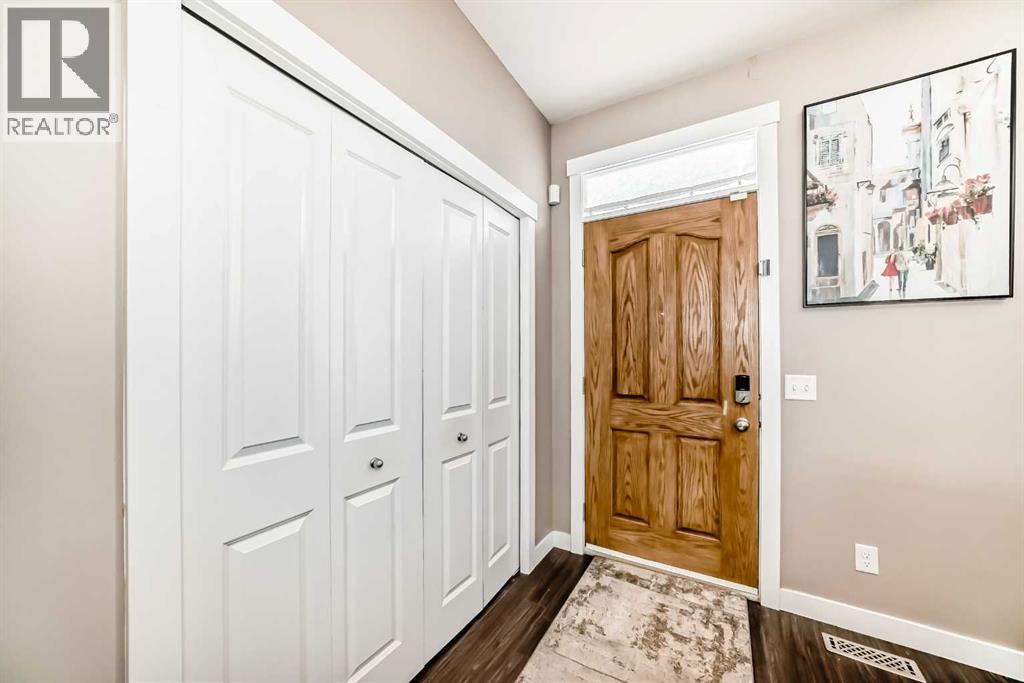 37 Skyview Ranch Gardens NE, Calgary, Alberta  T2M 3Y7 - Photo 3 - A2299716