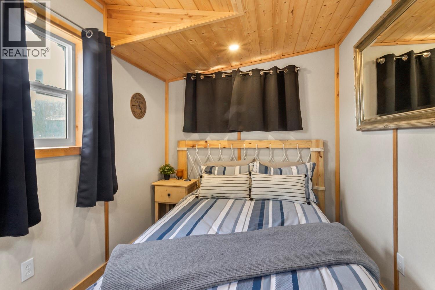 250 Laguna Crescent, Twin Bays, British Columbia V0B 1A1 - Photo 13 - 10381533