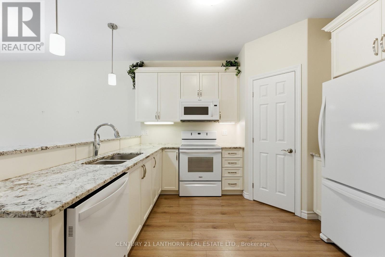 50 Covington Crescent, Belleville (Thurlow Ward), Ontario  K8N 0L1 - Photo 8 - X12967690