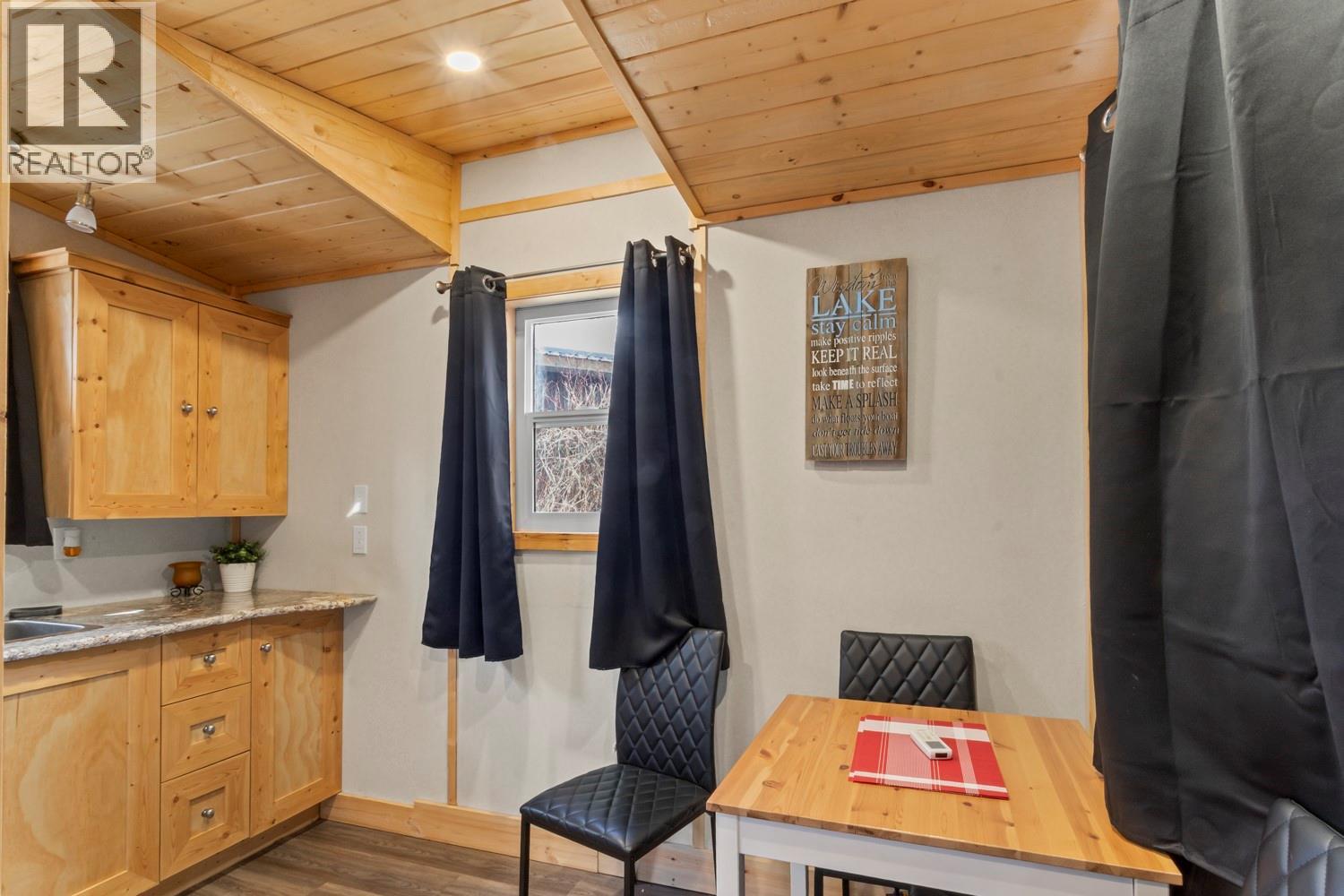 250 Laguna Crescent, Twin Bays, British Columbia V0B 1A1 - Photo 11 - 10381533