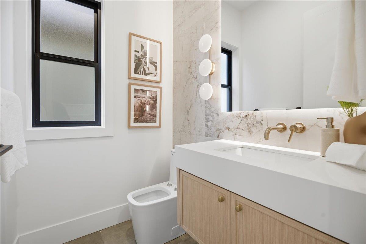 6930 204a Avenue, Langley, British Columbia  V2Y 4A4 - Photo 5 - R3107599