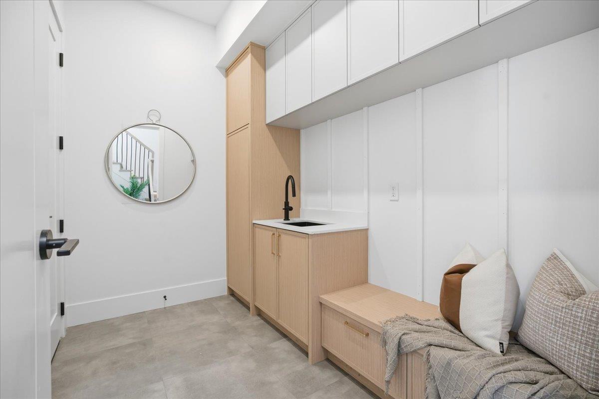 6930 204a Avenue, Langley, British Columbia  V2Y 4A4 - Photo 6 - R3107599