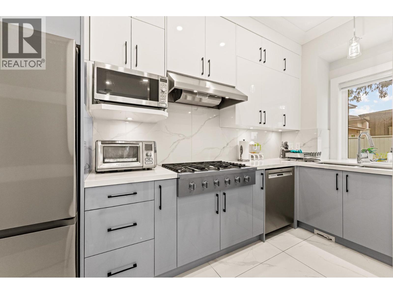 6699 Azure Road, Richmond, British Columbia  V7C 2S7 - Photo 15 - R3107405