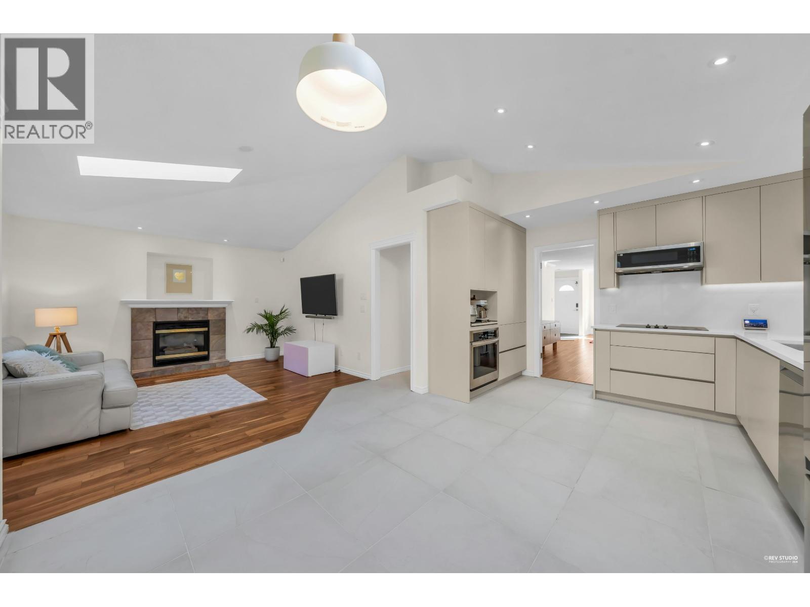 3265 Chaucer Avenue, North Vancouver, British Columbia  V7K 2C2 - Photo 12 - R3107570