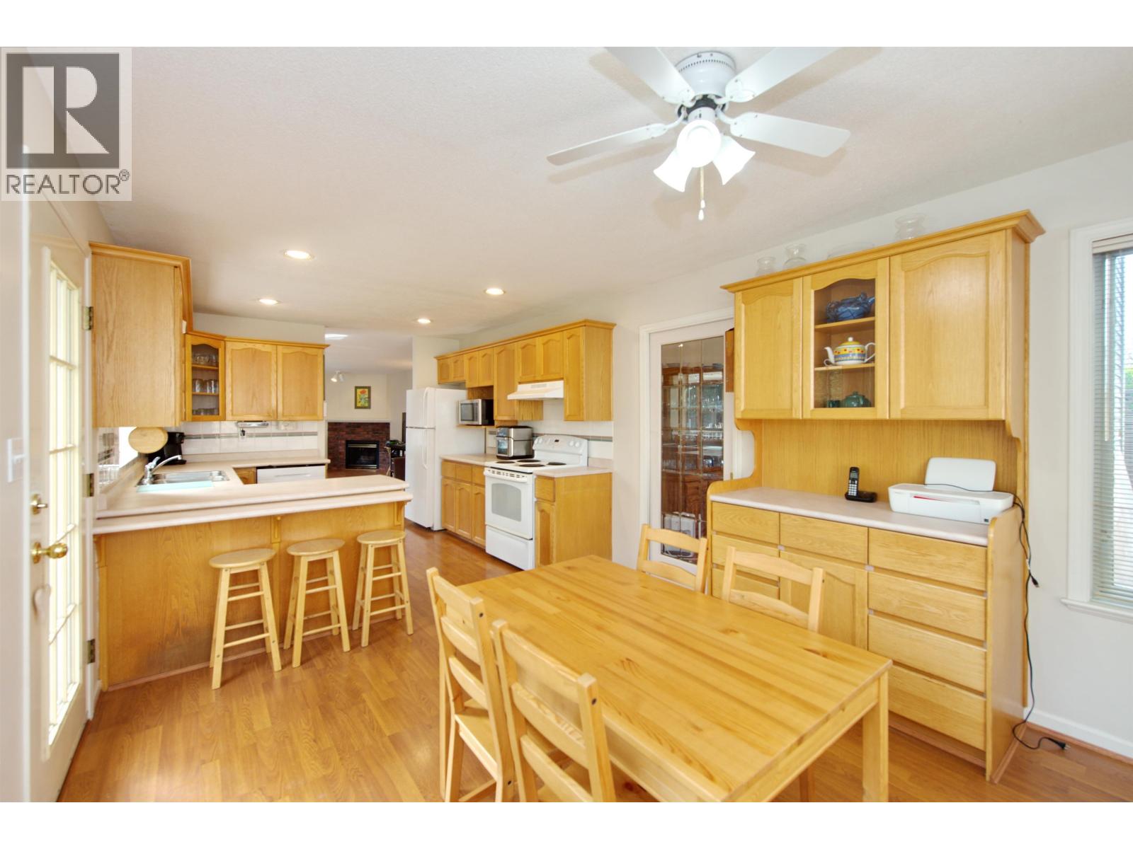 6343 Crescent Place, Delta, British Columbia  V4K 4V2 - Photo 8 - R3107533