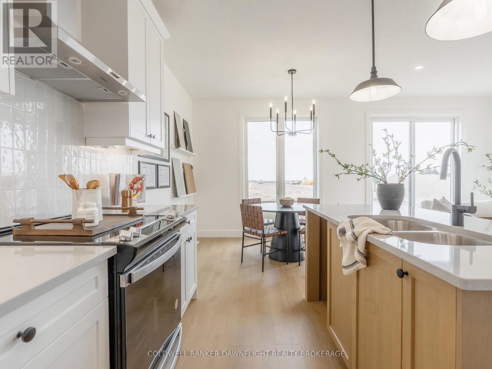 19 - 147 Scotts Drive, Lucan Biddulph, Ontario  N0M 2J0 - Photo 17 - X12967610