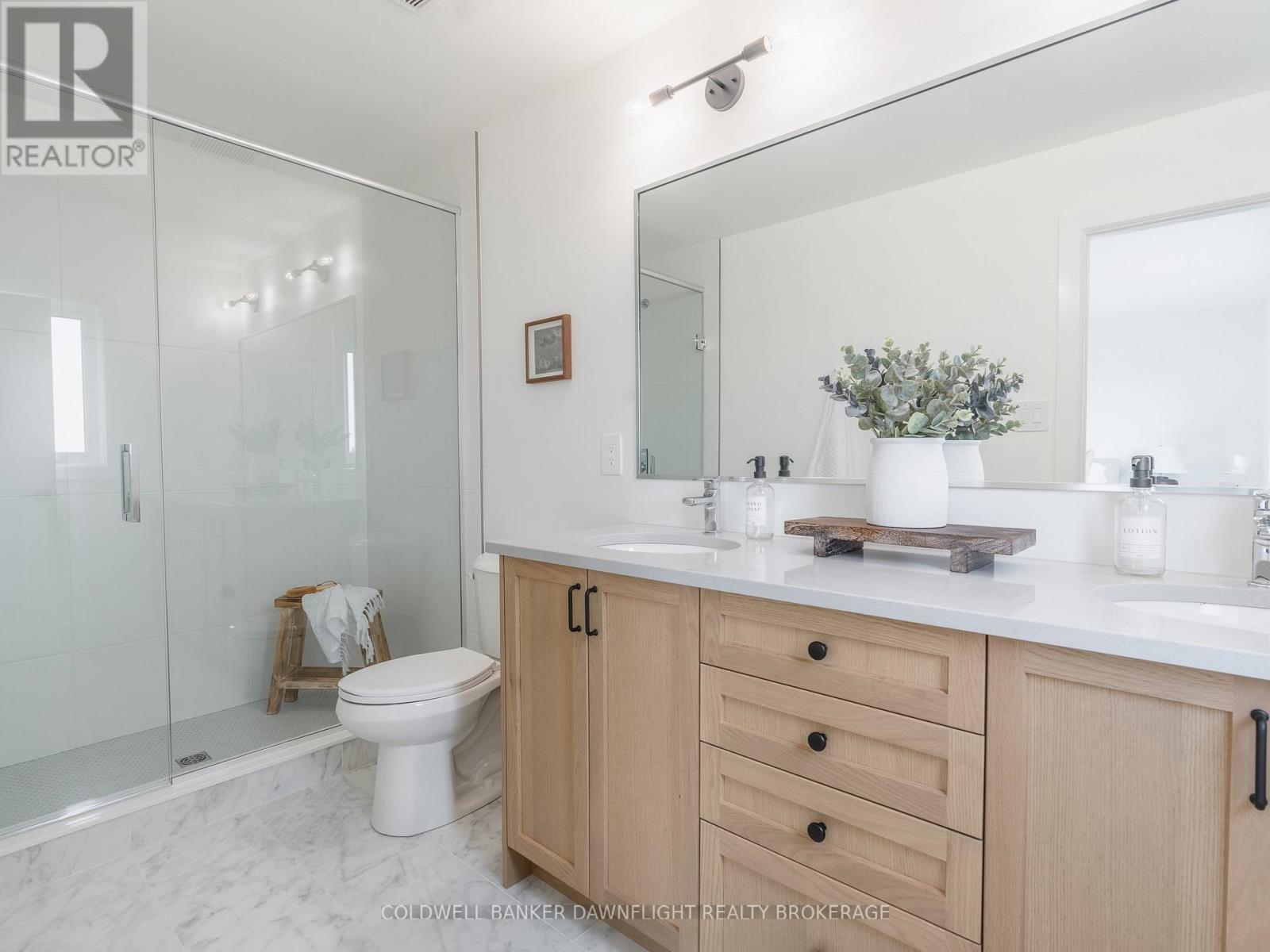 19 - 147 Scotts Drive, Lucan Biddulph, Ontario  N0M 2J0 - Photo 31 - X12967610