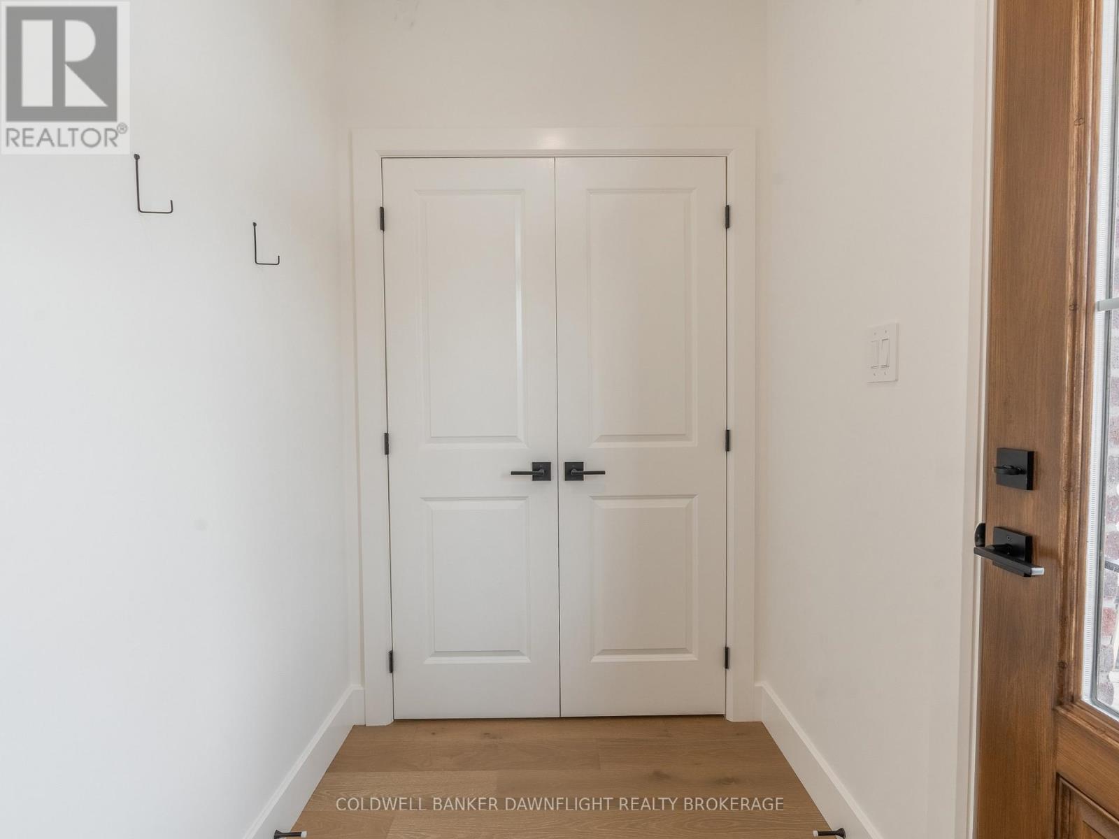 19 - 147 Scotts Drive, Lucan Biddulph, Ontario  N0M 2J0 - Photo 4 - X12967610