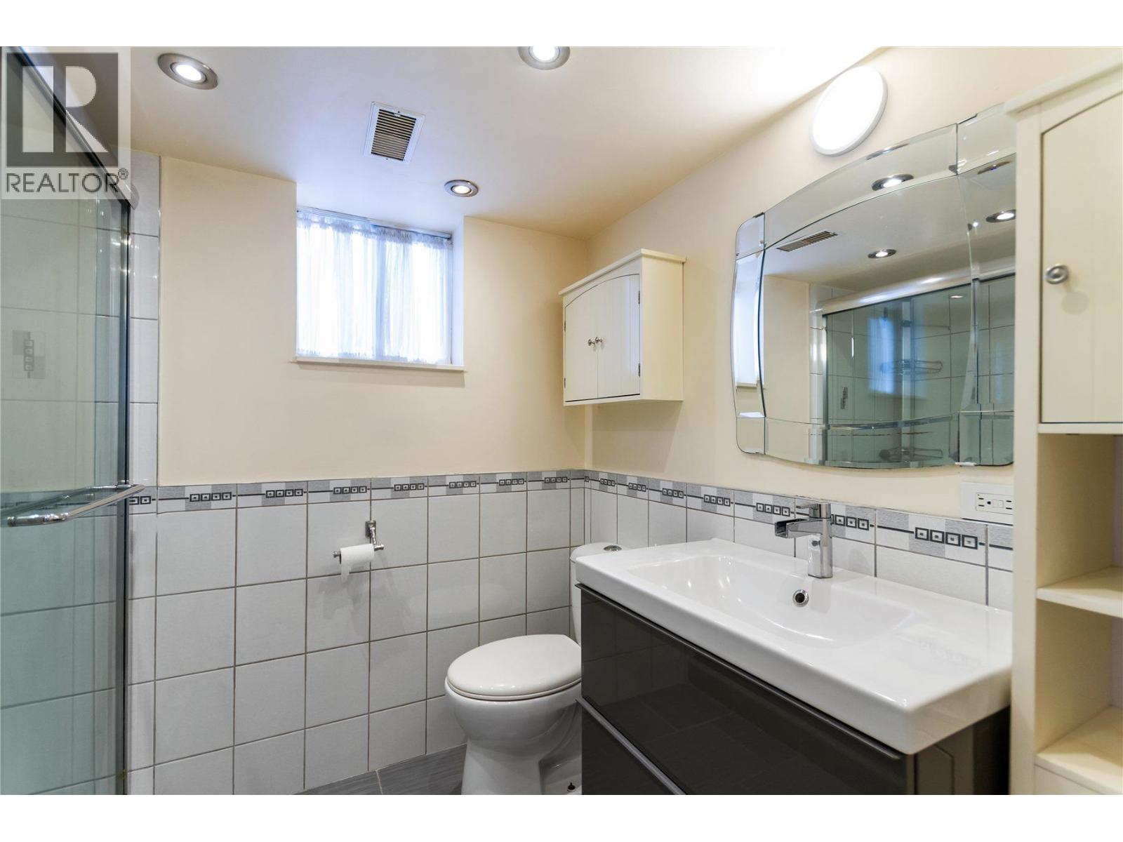 3713 Kincaid Street, Burnaby, British Columbia  V5G 1V4 - Photo 19 - R3107753