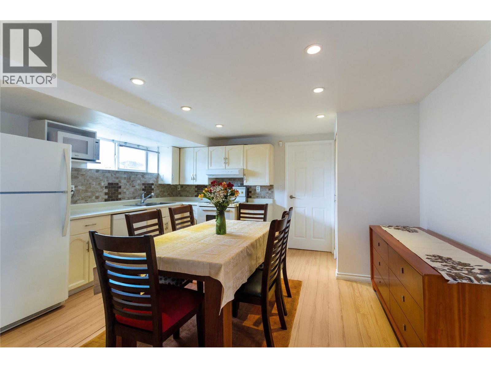 3713 Kincaid Street, Burnaby, British Columbia  V5G 1V4 - Photo 15 - R3107753