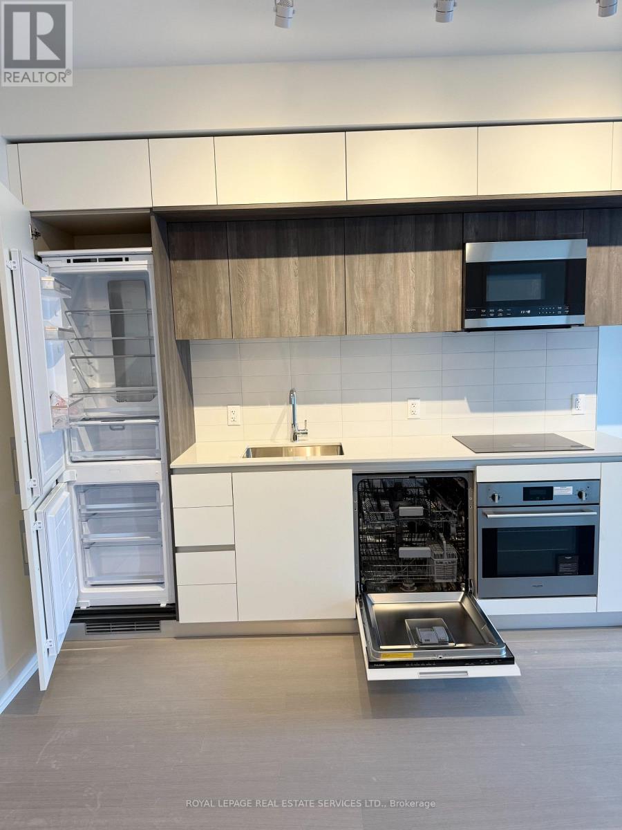 311 - 322 Dupont Street, Toronto, Ontario  M5R 0E3 - Photo 3 - C12967632