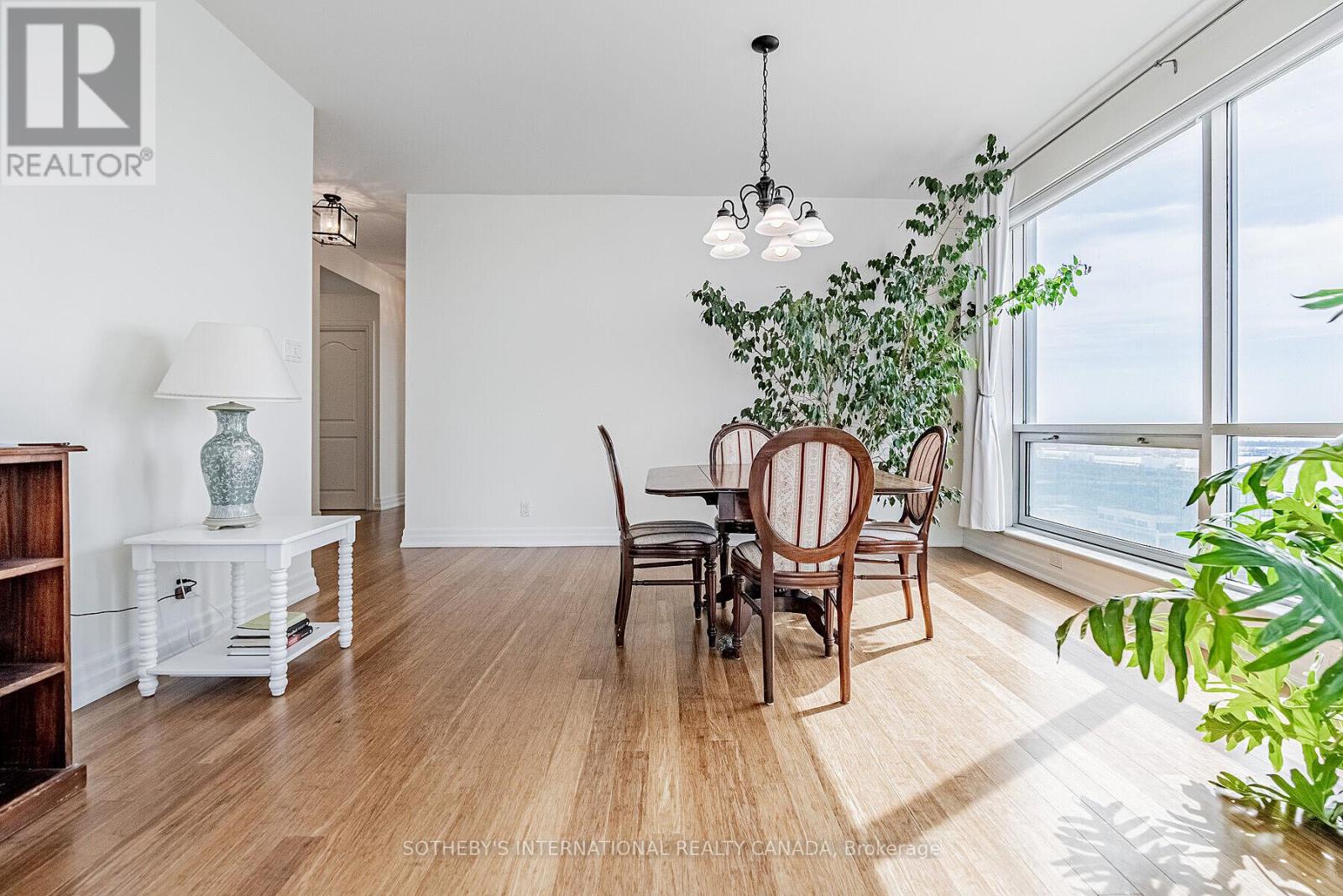 2305 - 10 Queens Quay W, Toronto, Ontario  M5J 2R9 - Photo 19 - C12967640