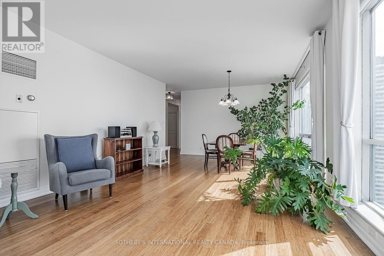 2305 - 10 Queens Quay W, Toronto, Ontario  M5J 2R9 - Photo 22 - C12967640