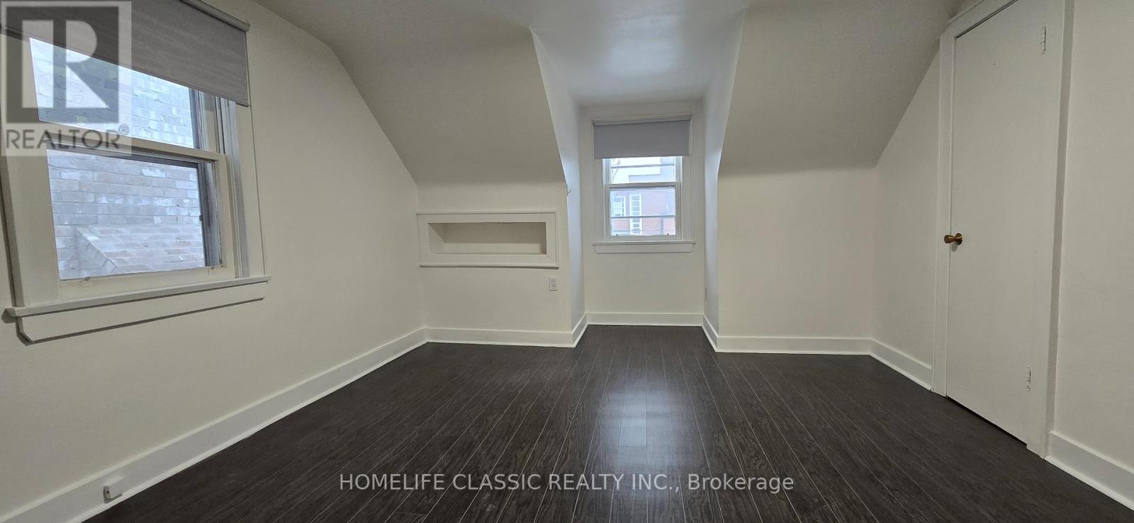 589 St Germain Avenue, Toronto, Ontario  M5M 1X4 - Photo 8 - C12967642