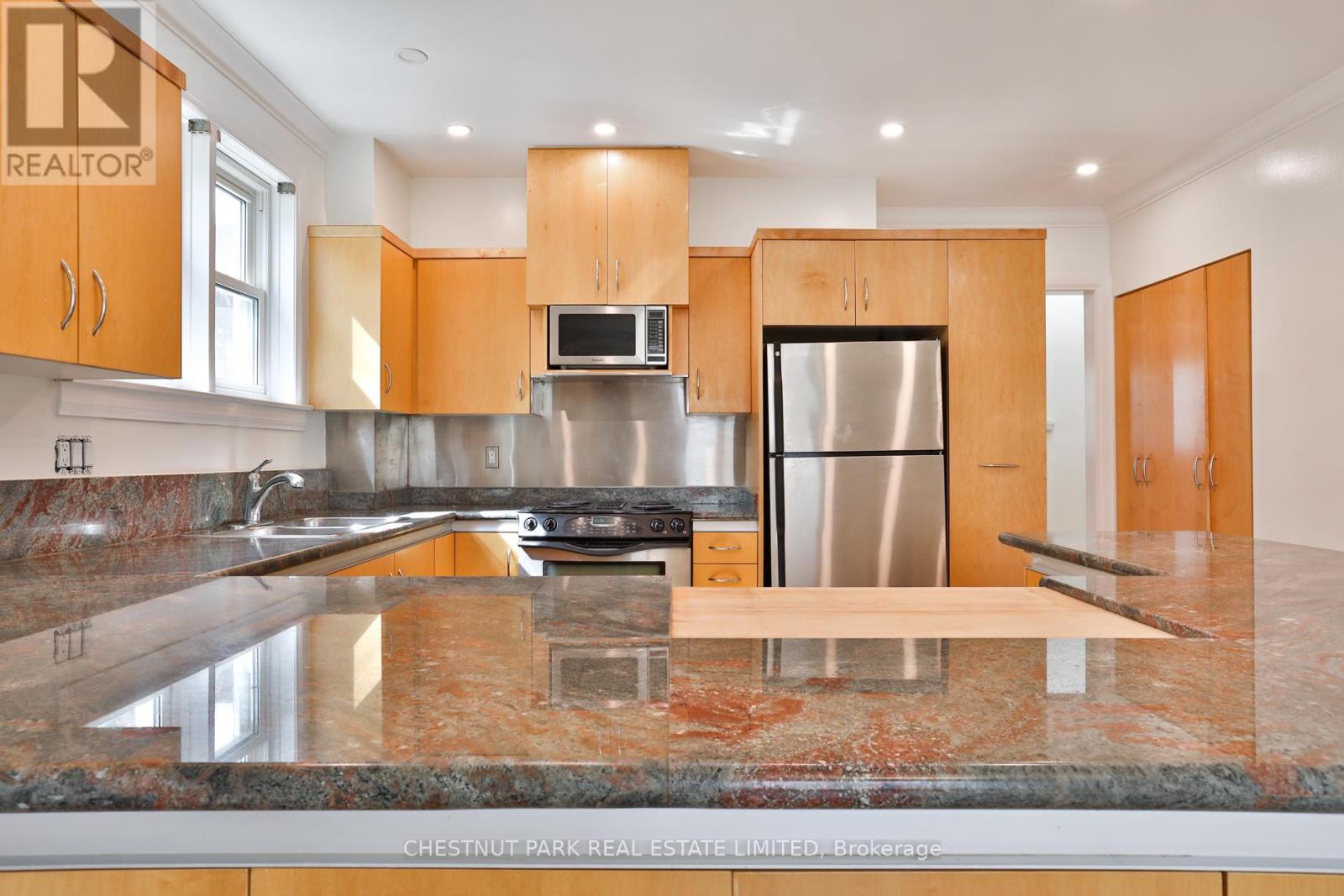 1 - 28 Rachael Street, Toronto, Ontario  M4W 1M5 - Photo 8 - C12967666