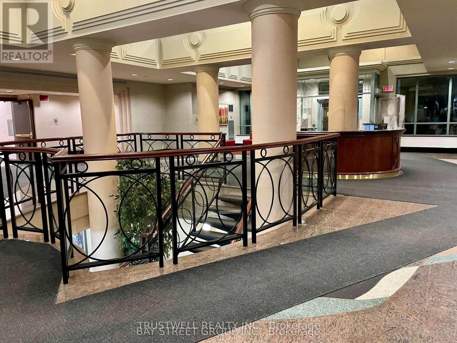 401 - 39 Pemberton Avenue, Toronto, Ontario  M2M 4L6 - Photo 9 - C12967686