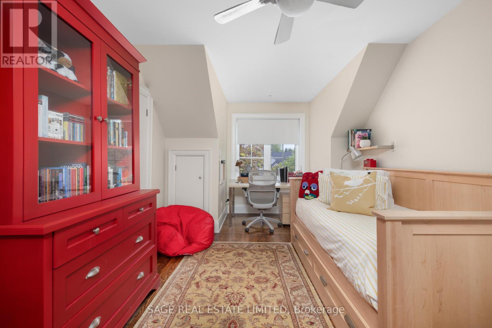 9 Canfield Place, Toronto (Banbury-Don Mills), Ontario  M3B 2V5 - Photo 17 - C12967704