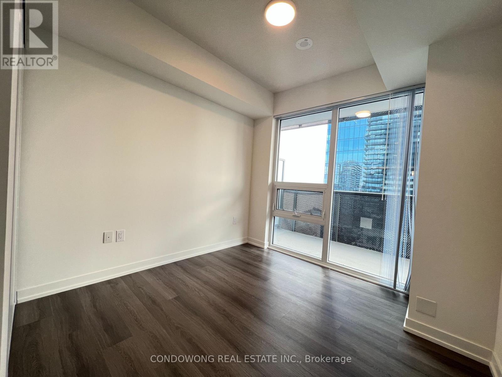 2111 - 138 Downes Street, Toronto, Ontario  M5E 0E4 - Photo 10 - C12967744