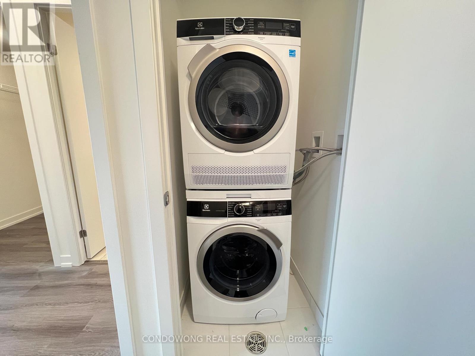 2111 - 138 Downes Street, Toronto, Ontario  M5E 0E4 - Photo 12 - C12967744