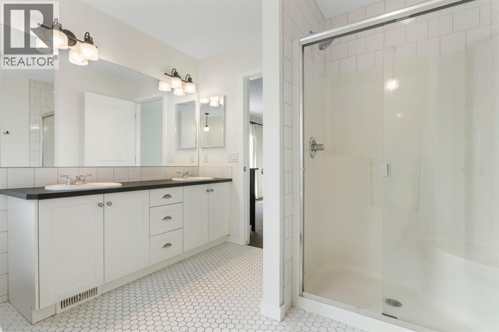 196 Jumping Pound Terrace, Cochrane, Alberta  T4C 0K5 - Photo 38 - A2281869