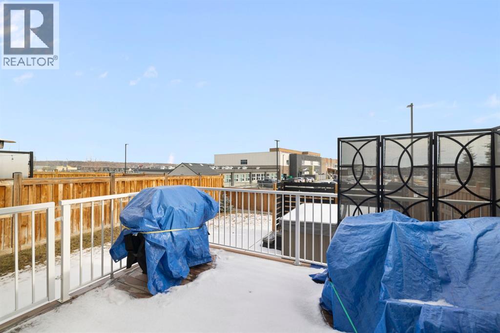 8 Emberside Glen, Cochrane, Alberta  T4C 2L6 - Photo 40 - A2282601