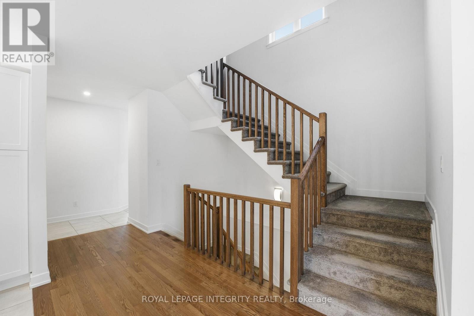 352 Monticello Avenue, Ottawa, Ontario  K2S 2S5 - Photo 11 - X12967600