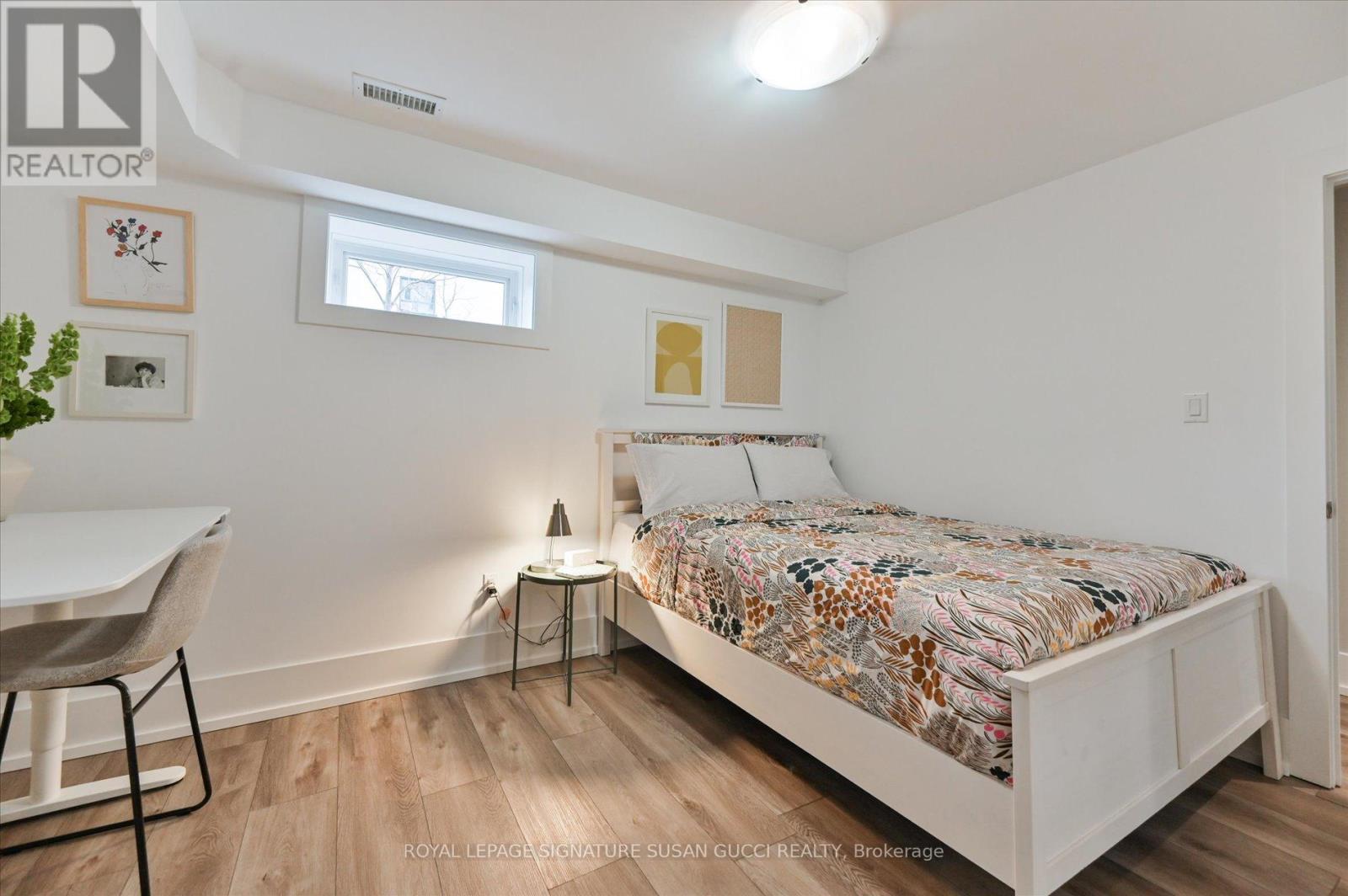 20 Warvet Crescent, Toronto, Ontario  M4B 1P3 - Photo 41 - E12967708