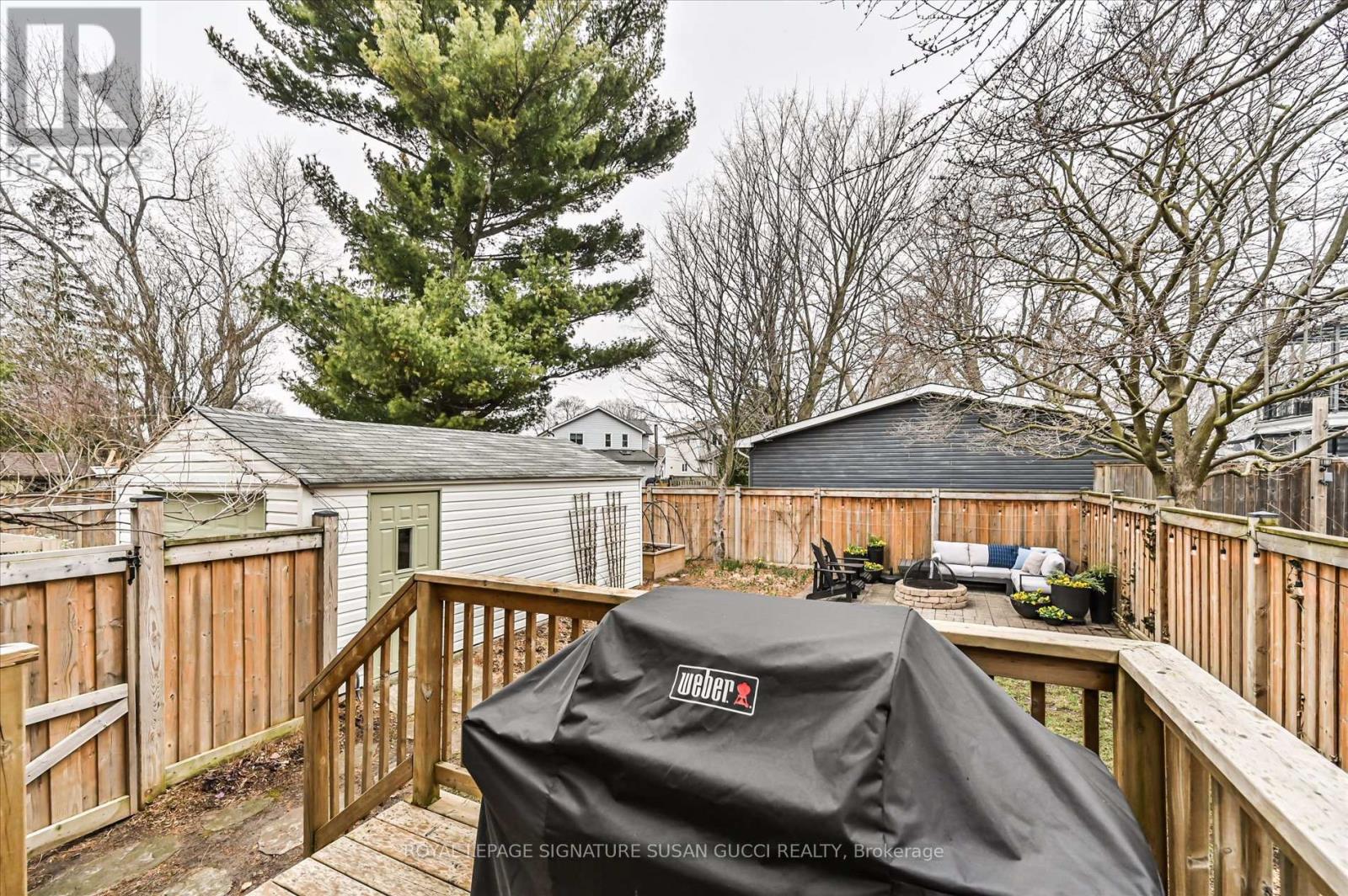 20 Warvet Crescent, Toronto, Ontario  M4B 1P3 - Photo 44 - E12967708