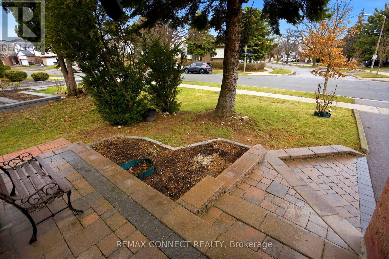 140 Placentia Boulevard, Toronto, Ontario  M1S 4H1 - Photo 4 - E12967750