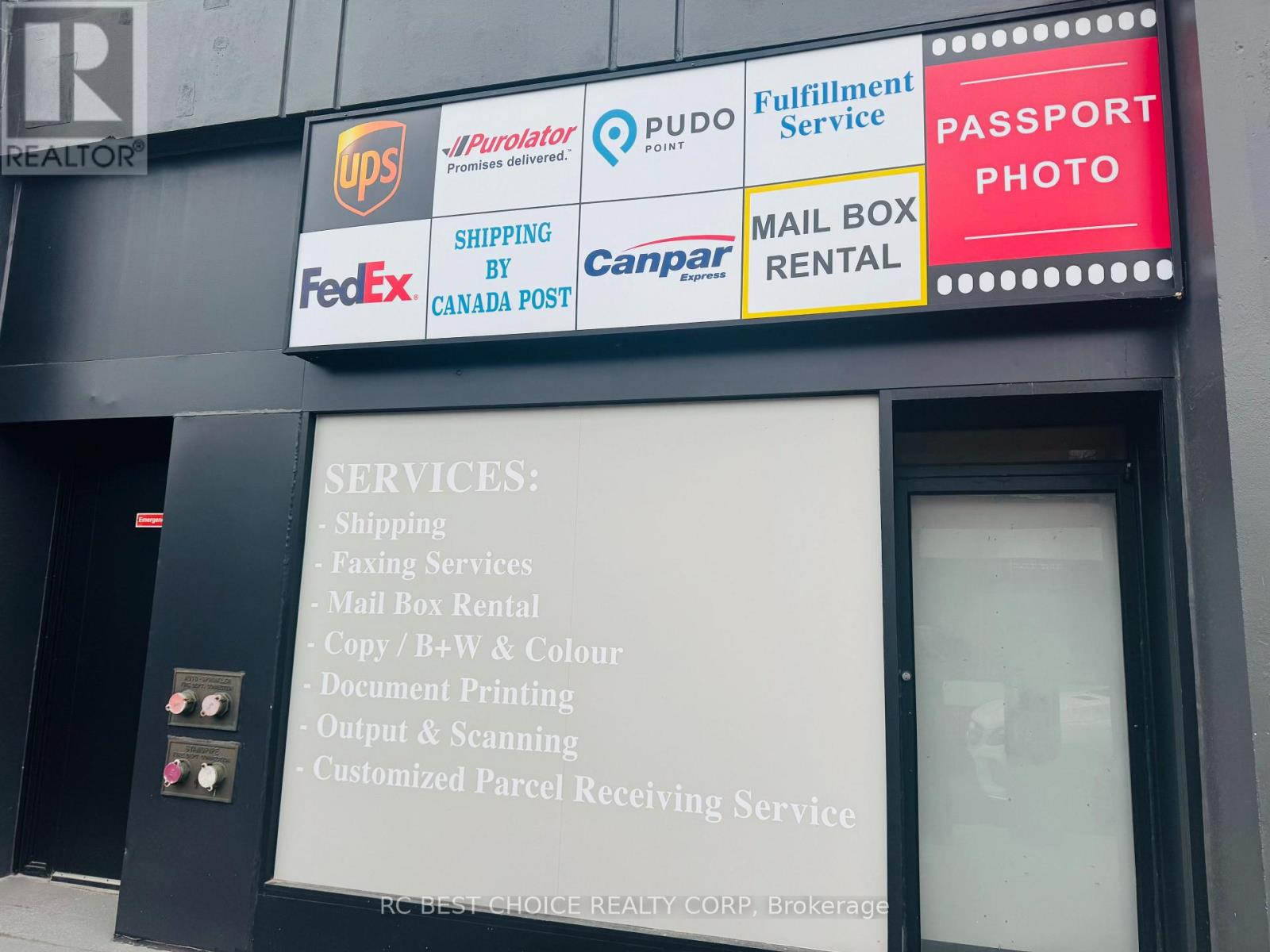 101 - 300 Coxwell Avenue, Toronto, Ontario  M4L 3B6 - Photo 3 - E12967778