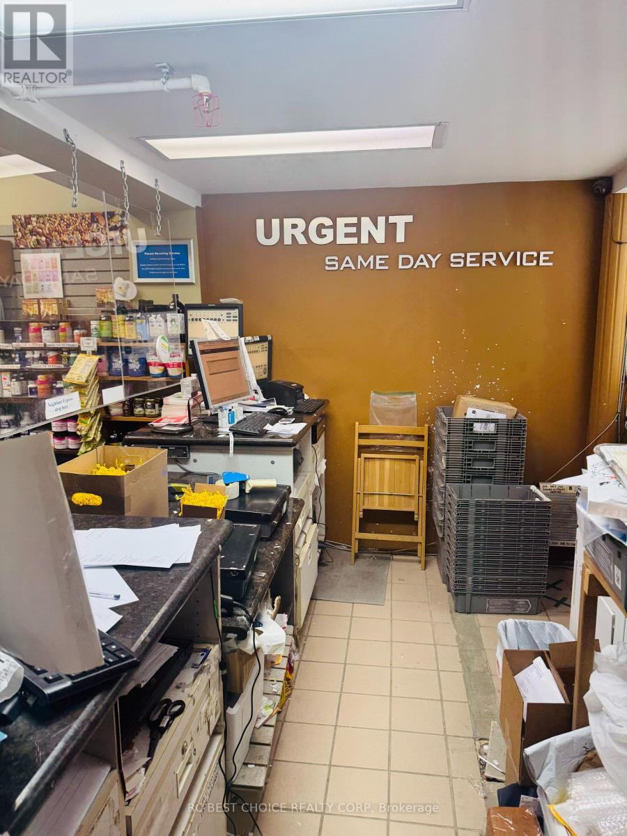 101 - 300 Coxwell Avenue, Toronto, Ontario  M4L 3B6 - Photo 8 - E12967778