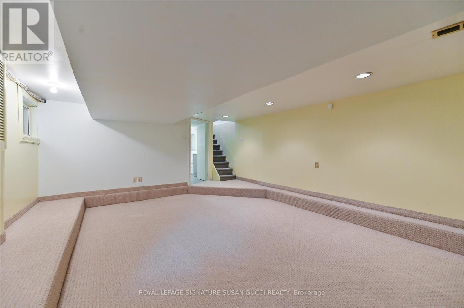 104 Dewhurst Boulevard, Toronto, Ontario  M4J 3J3 - Photo 34 - E12967794