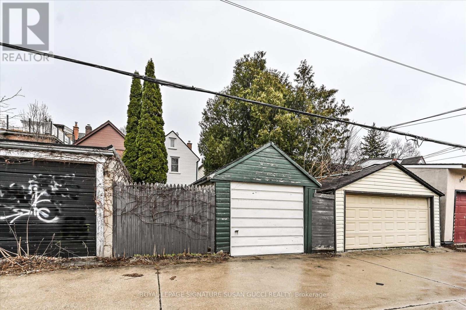 104 Dewhurst Boulevard, Toronto, Ontario  M4J 3J3 - Photo 42 - E12967794