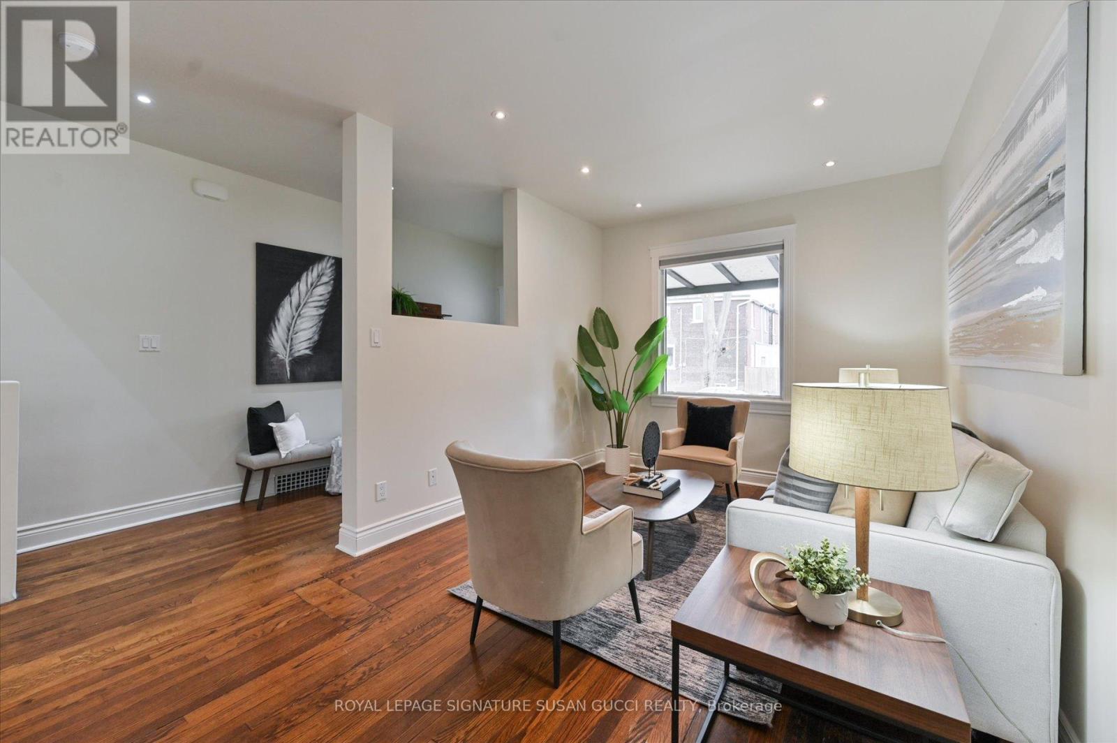 104 Dewhurst Boulevard, Toronto, Ontario  M4J 3J3 - Photo 7 - E12967794