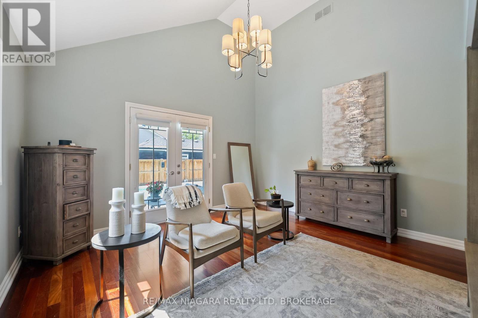 1 Graham Avenue, St. Catharines, Ontario  L2N 5L1 - Photo 13 - X12967654