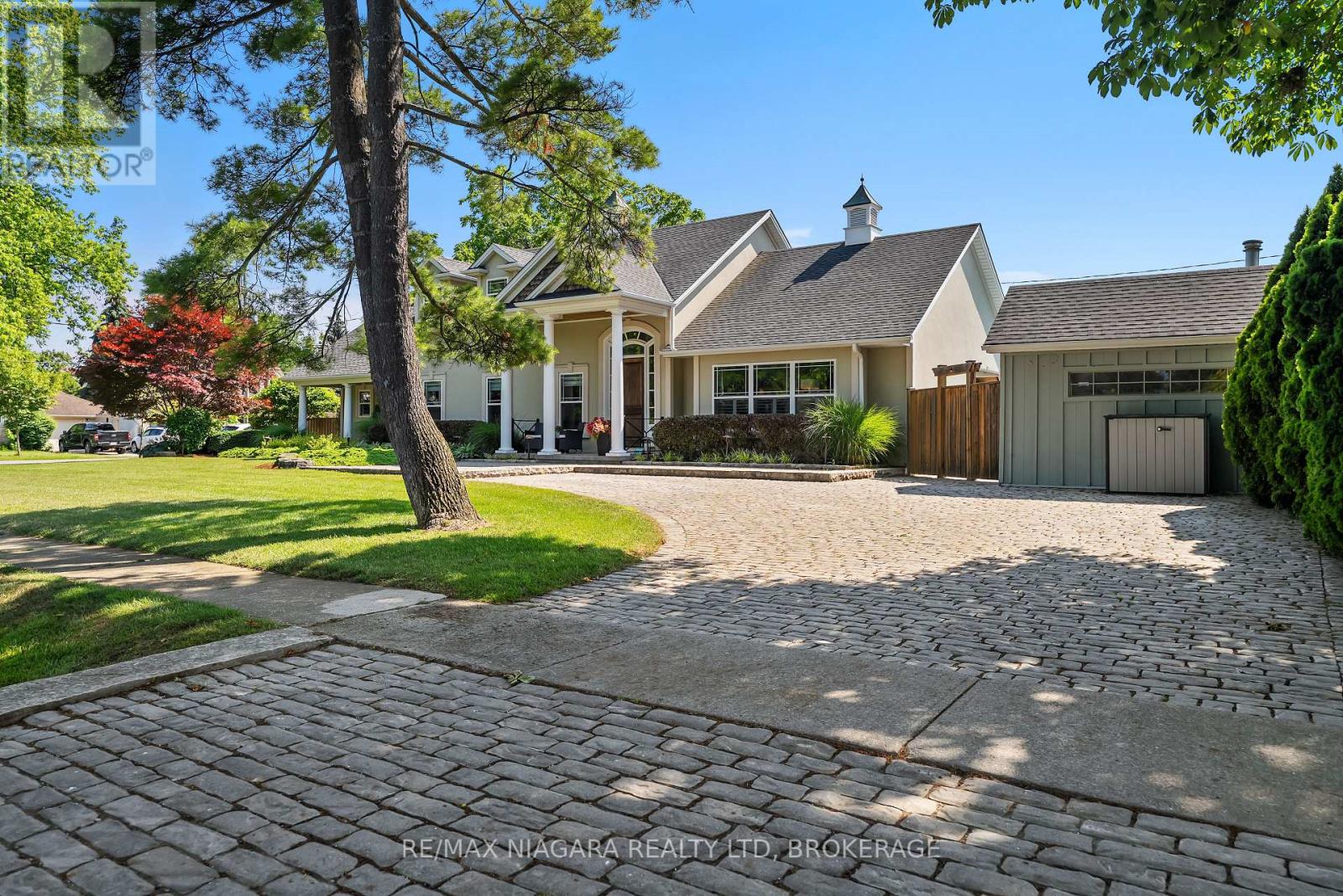 1 Graham Avenue, St. Catharines, Ontario  L2N 5L1 - Photo 2 - X12967654