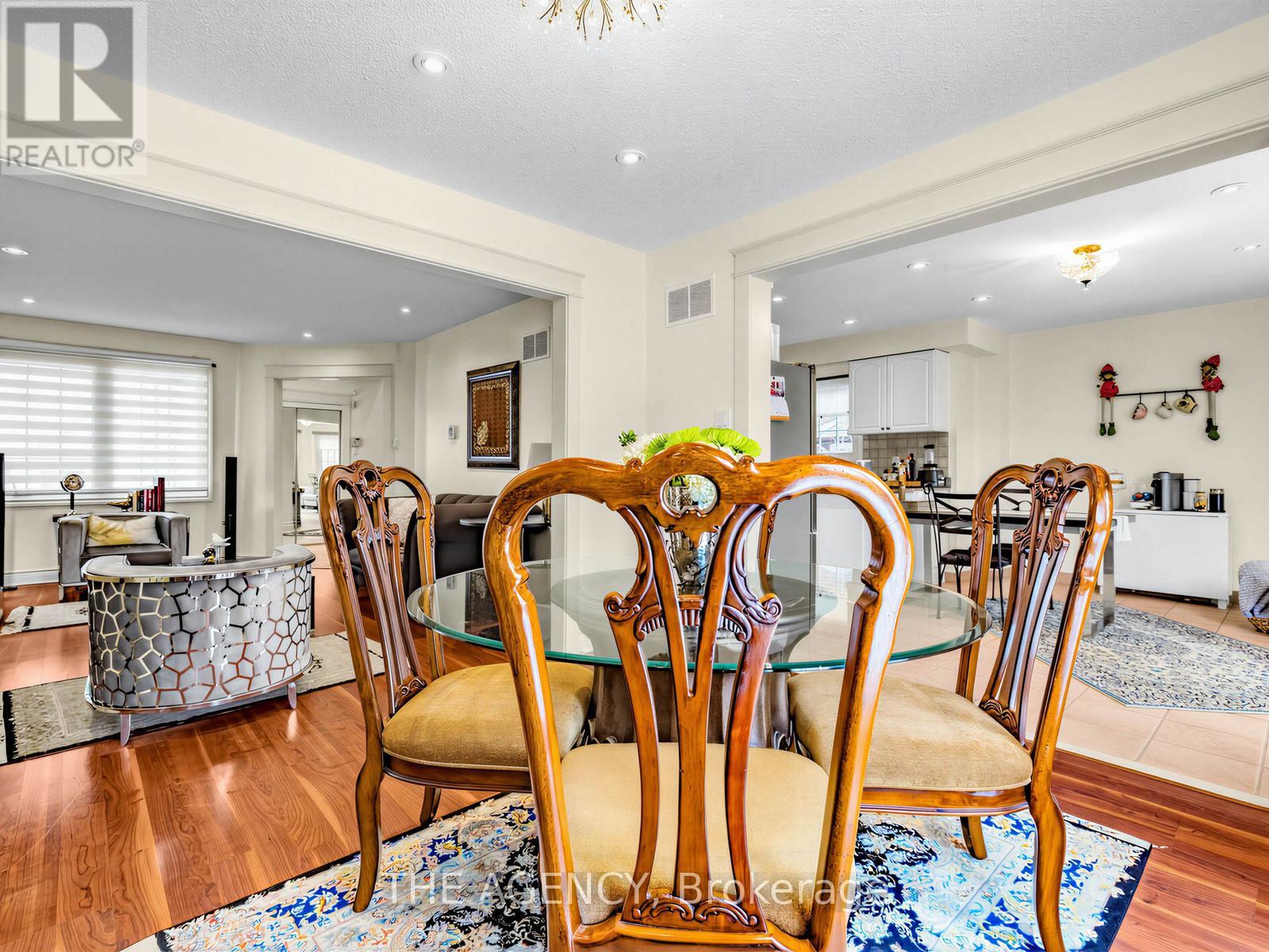 146 Crosby Avenue, Richmond Hill, Ontario  L4C 9N5 - Photo 14 - N12967602