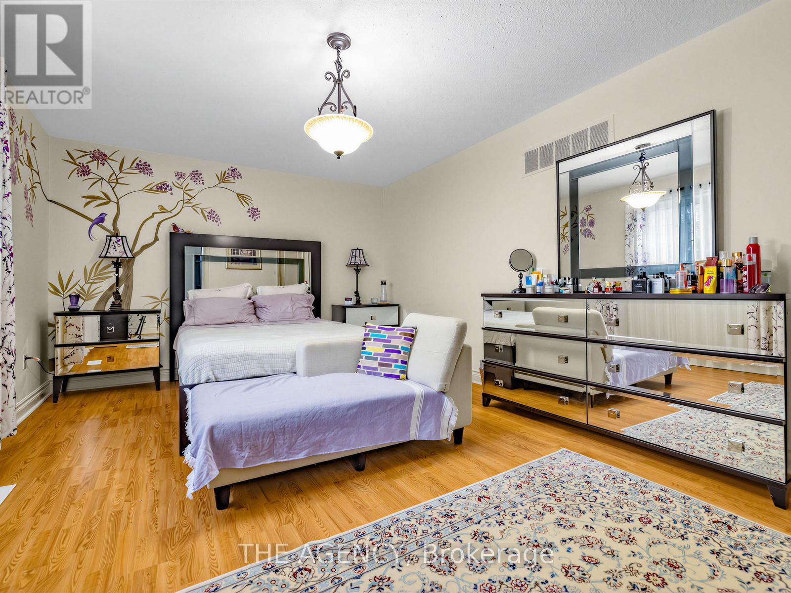 146 Crosby Avenue, Richmond Hill, Ontario  L4C 9N5 - Photo 33 - N12967602