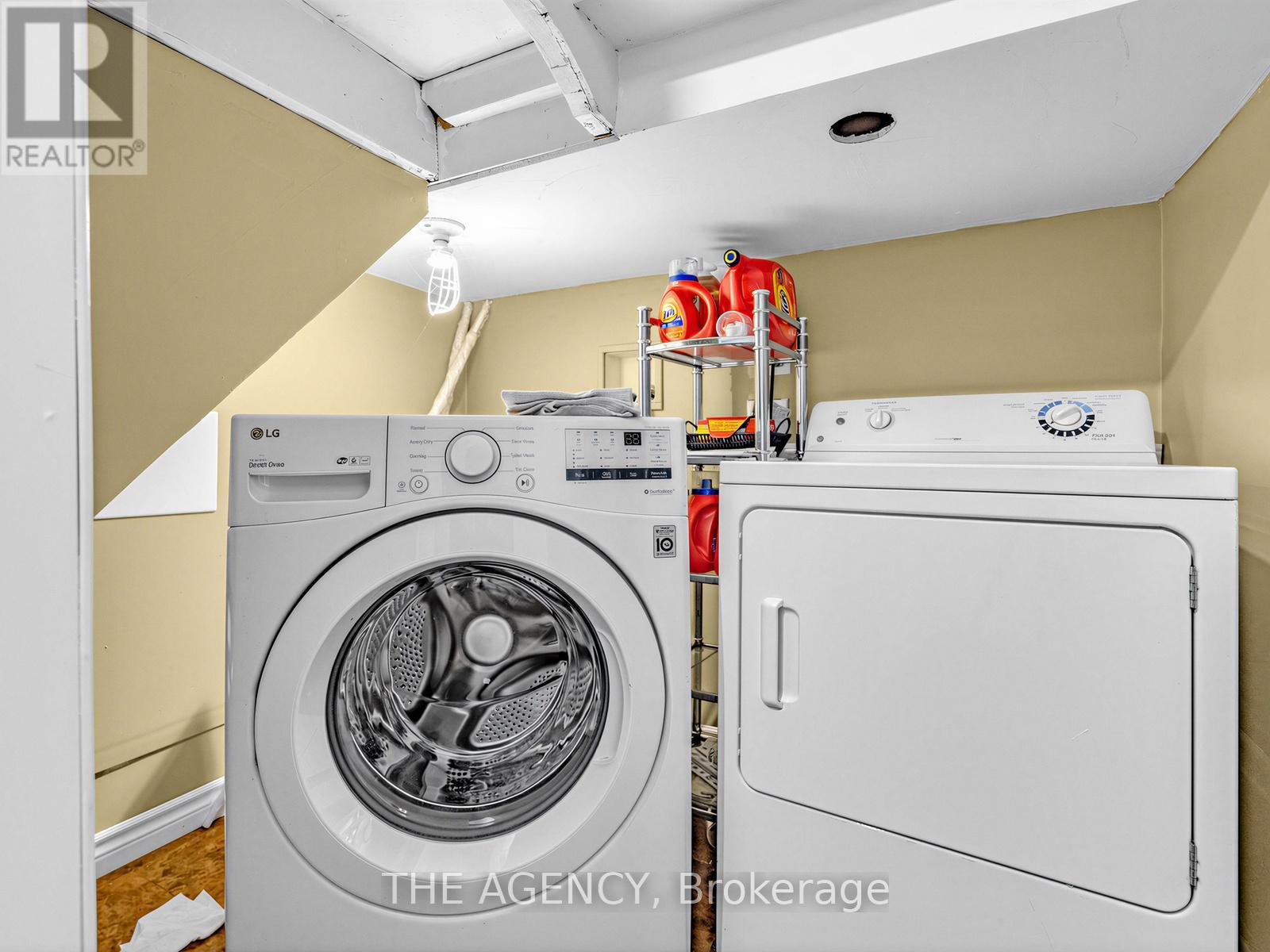 146 Crosby Avenue, Richmond Hill, Ontario  L4C 9N5 - Photo 38 - N12967602