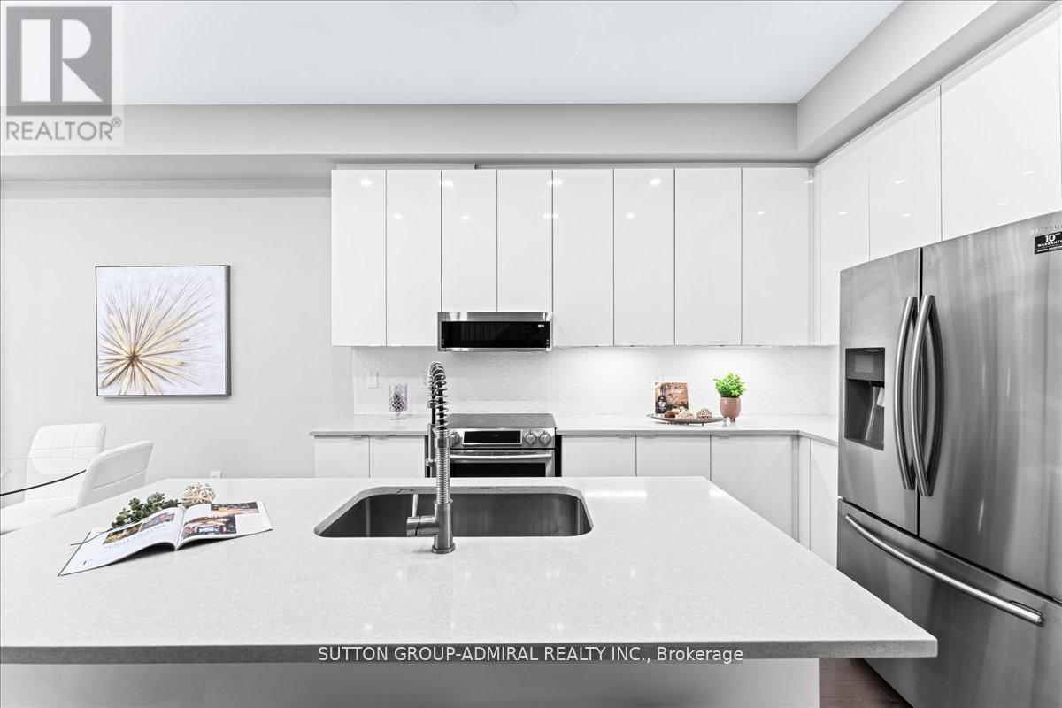 131 Lebovic Campus Drive, Vaughan, Ontario  L6A 4J4 - Photo 11 - N12967620