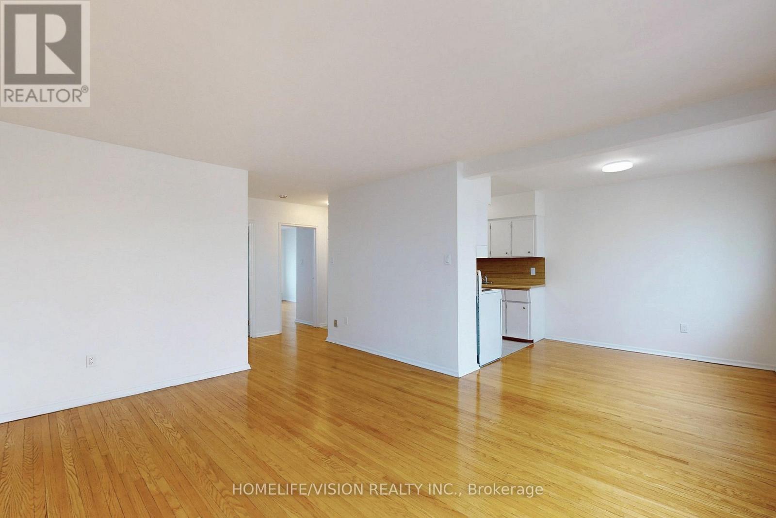 4 - 9901 Yonge Street, Richmond Hill, Ontario  L4C 1V1 - Photo 13 - N12967678