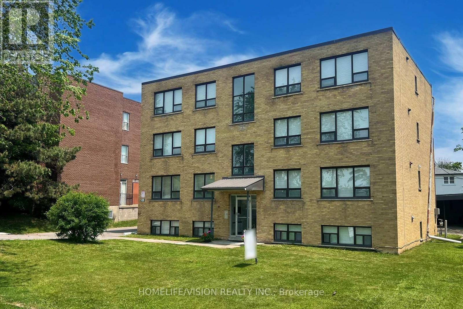 4 - 9901 Yonge Street, Richmond Hill, Ontario  L4C 1V1 - Photo 4 - N12967678