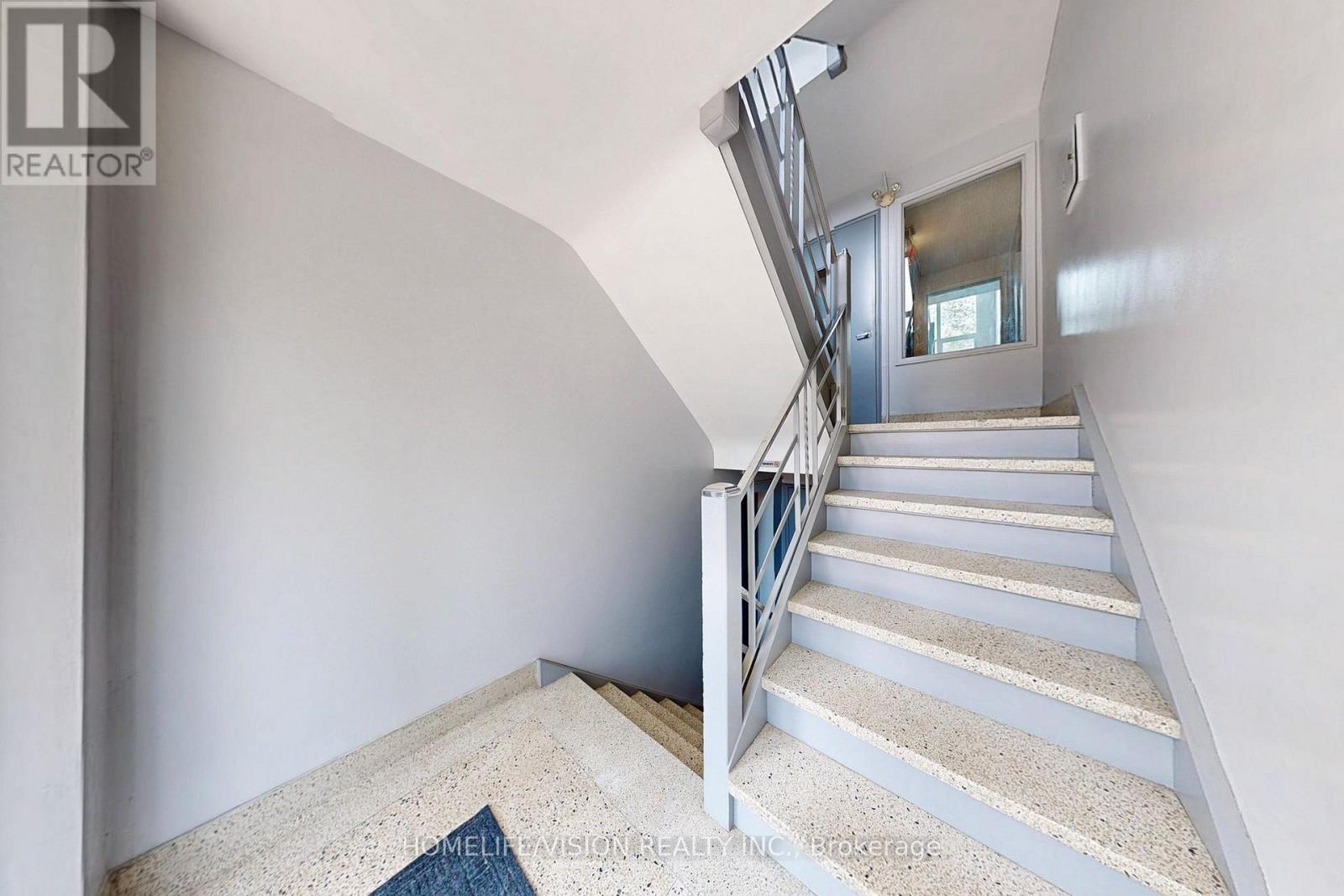 4 - 9901 Yonge Street, Richmond Hill, Ontario  L4C 1V1 - Photo 7 - N12967678