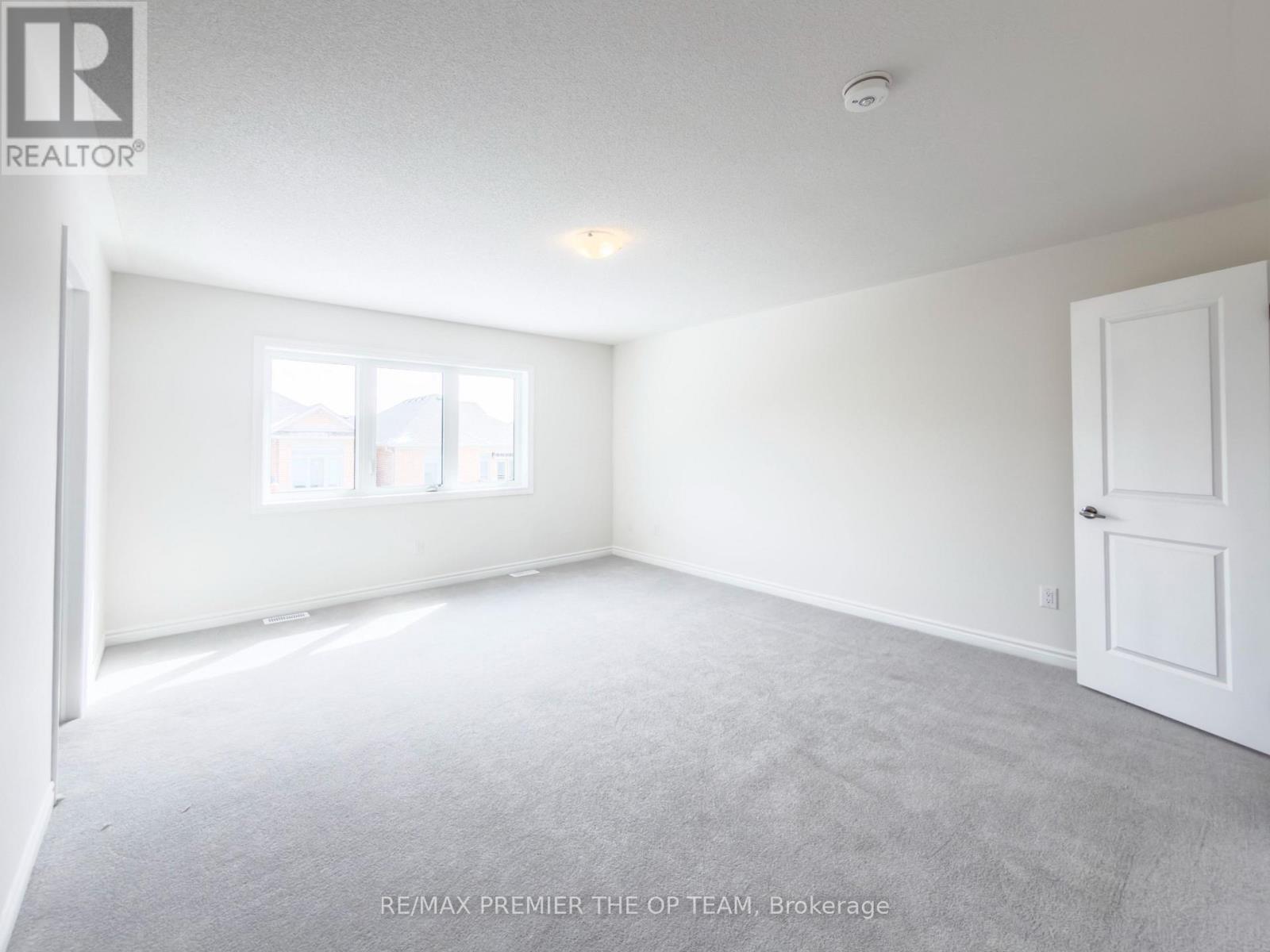 67 Lawrence D. Pridham Avenue, New Tecumseth, Ontario  L9R 0X4 - Photo 10 - N12967700