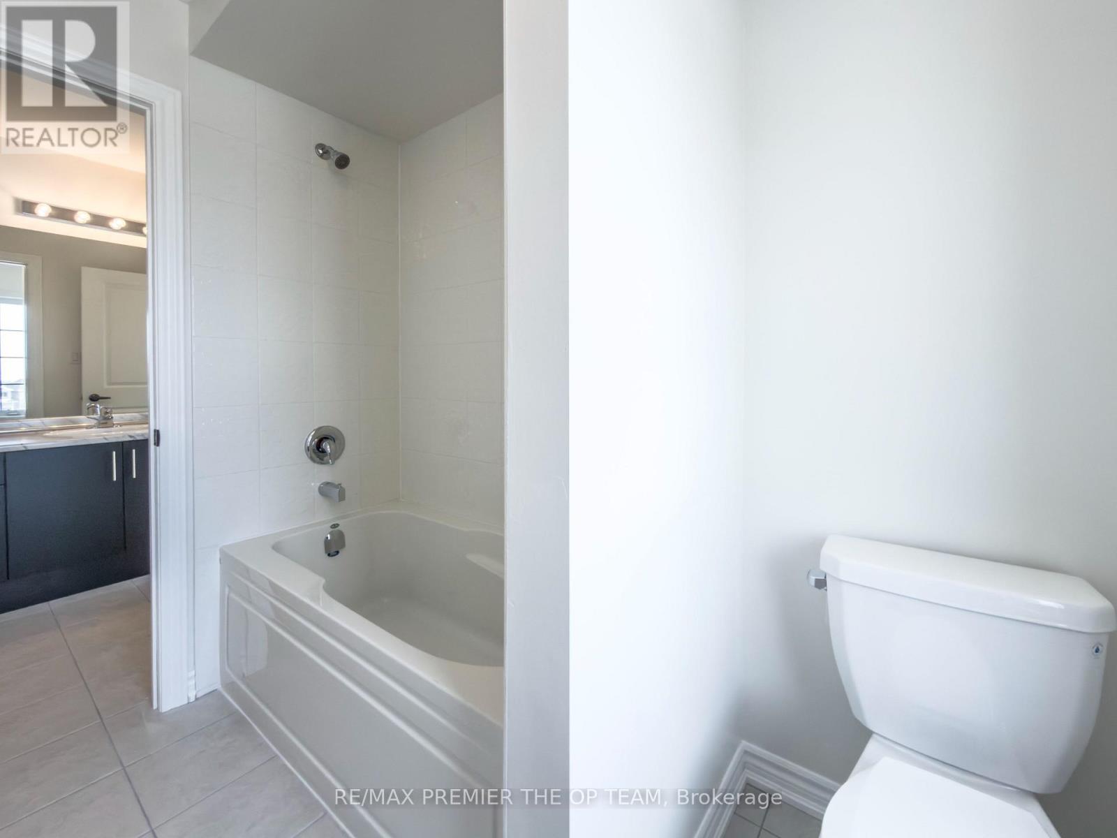 67 Lawrence D. Pridham Avenue, New Tecumseth, Ontario  L9R 0X4 - Photo 20 - N12967700