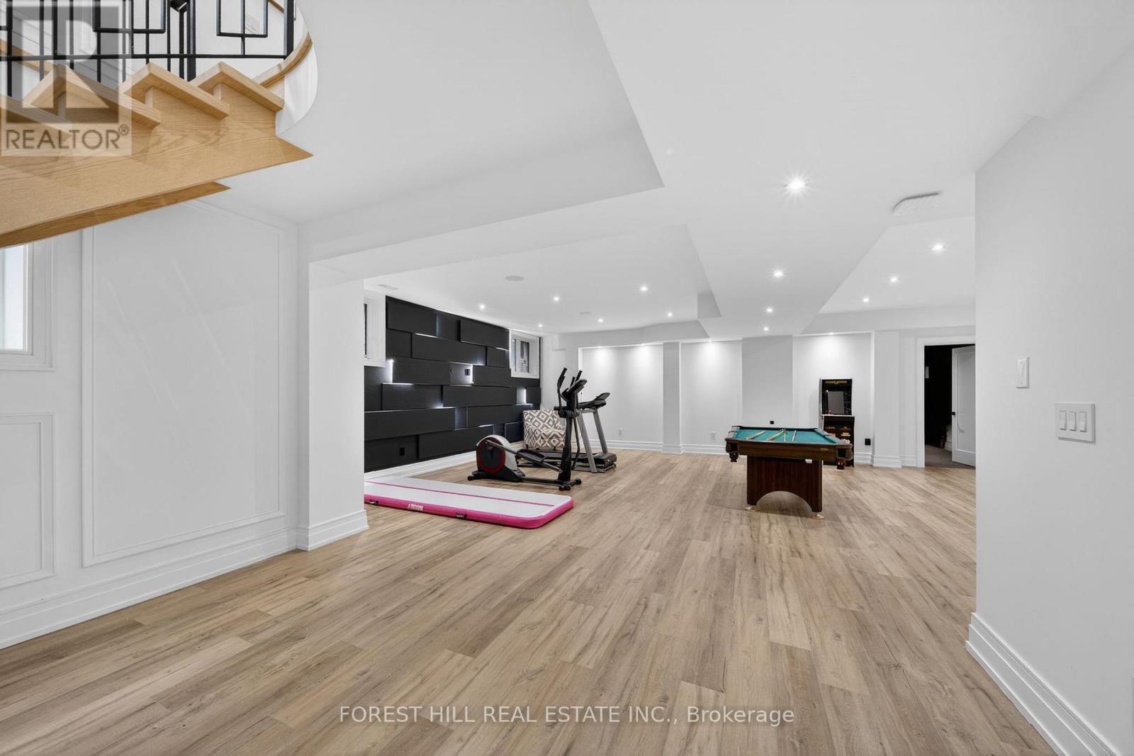 2019 Lilac Drive, Innisfil, Ontario  L9S 1Y9 - Photo 34 - N12967702