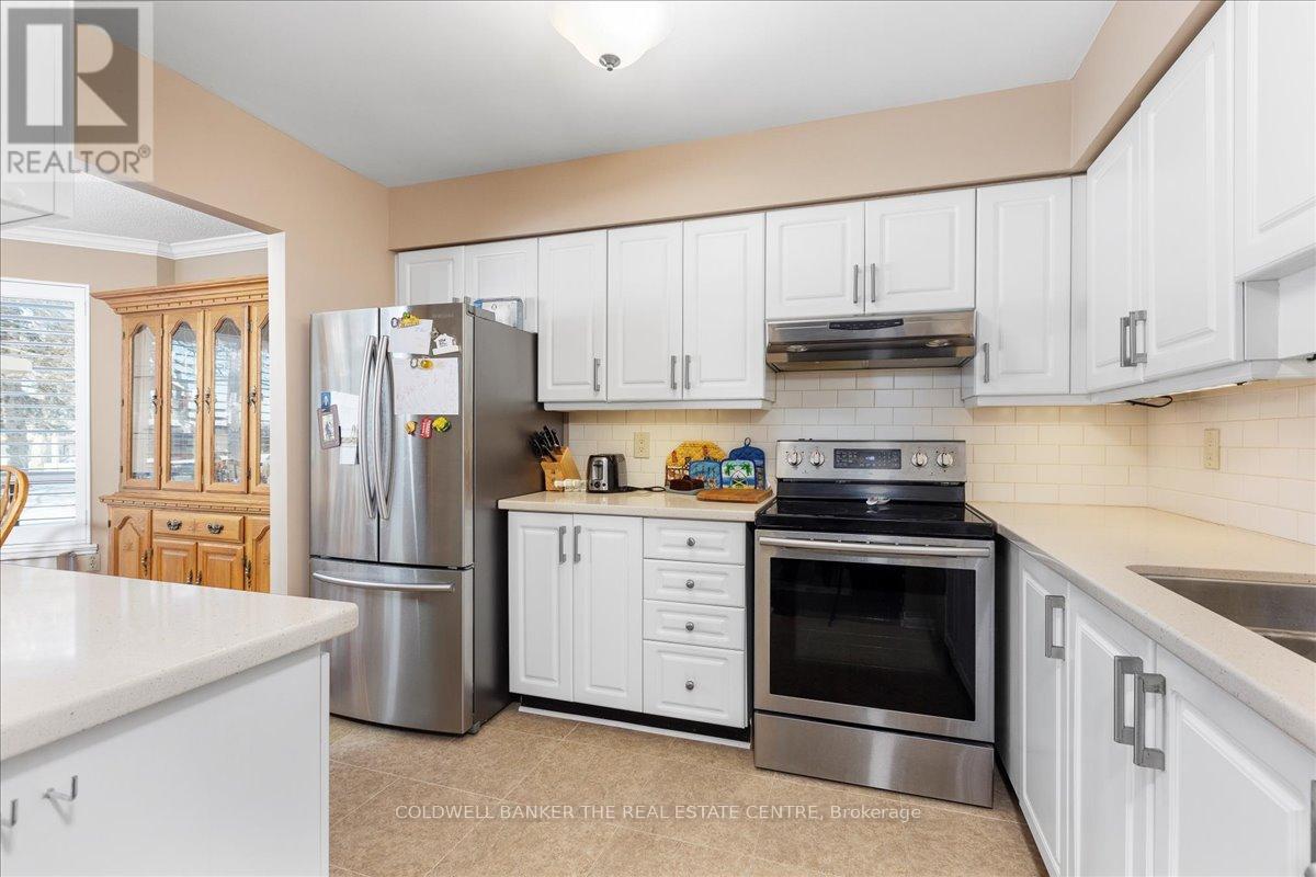 105 - 111 Grew Boulevard, Georgina, Ontario L0E 1L0 - Photo 10 - N12967716